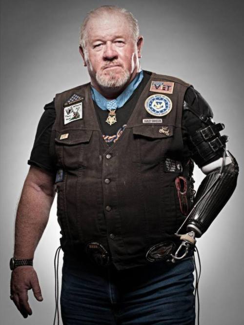 18528022_1900530653563269_9017257938150267938_n