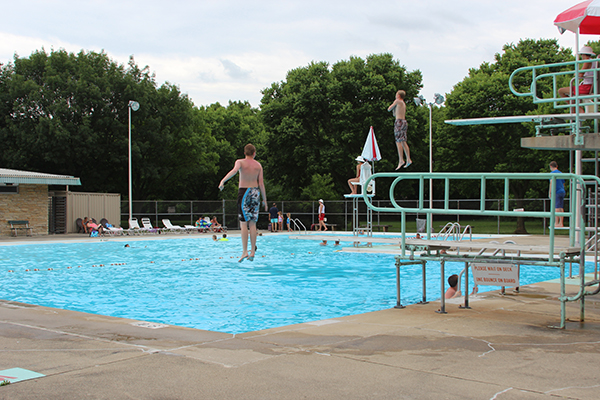 180705OCP_GrobschmidtPool_Diving600x400